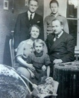 Семья Кривошапкиных в 1940 году